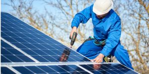 Installation Maintenance Panneaux Solaires Photovoltaïques à Menucourt